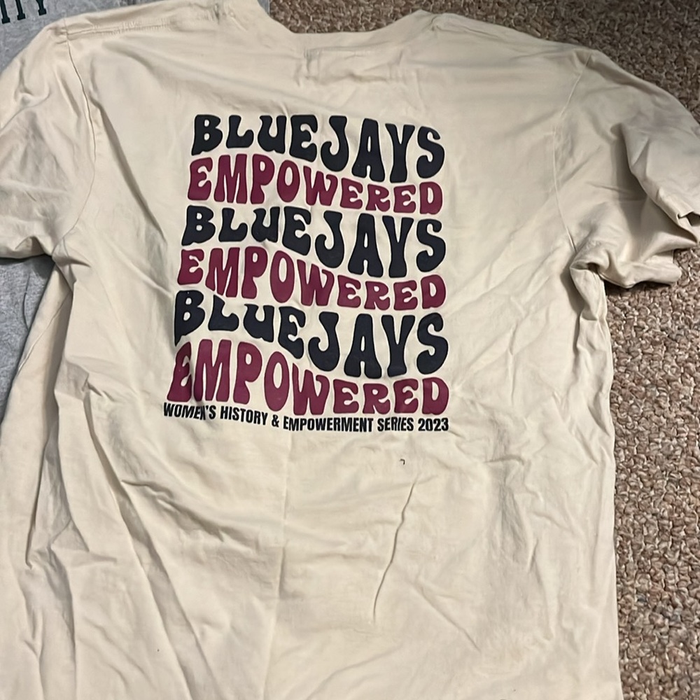 Tshirts! - Picture 4 of 4